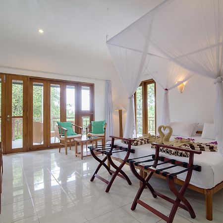 Bajo Komodo Eco Lodge Labuan Bajo Buitenkant foto