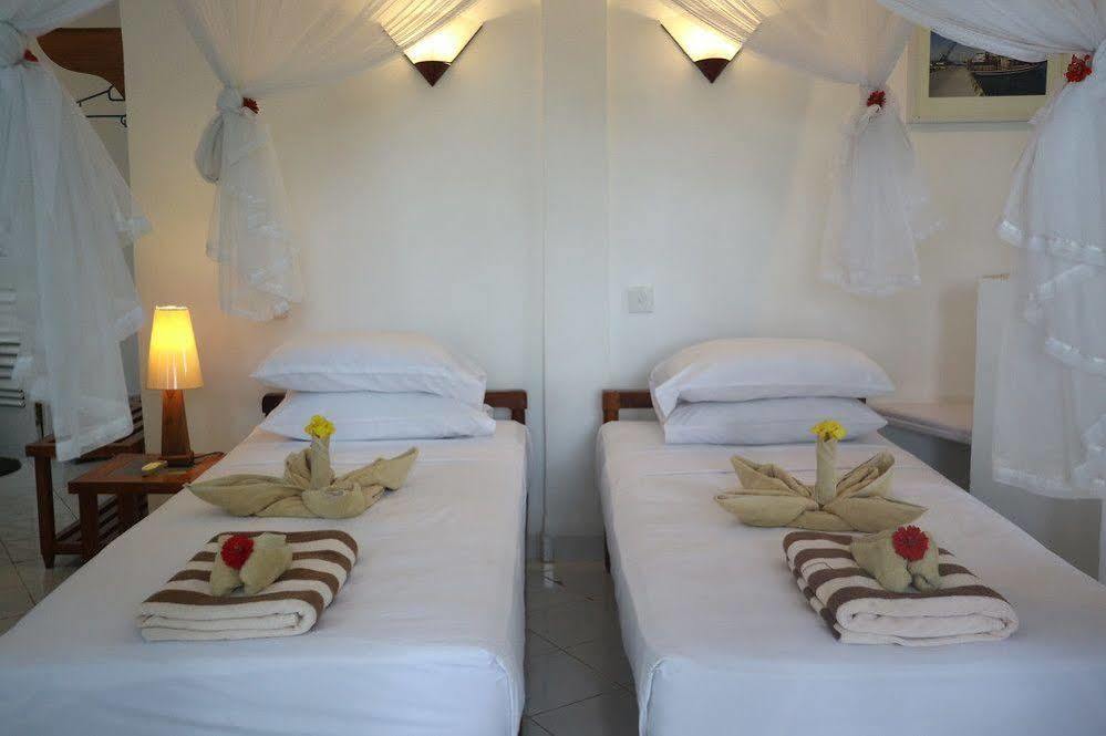 Bajo Komodo Eco Lodge Labuan Bajo Buitenkant foto